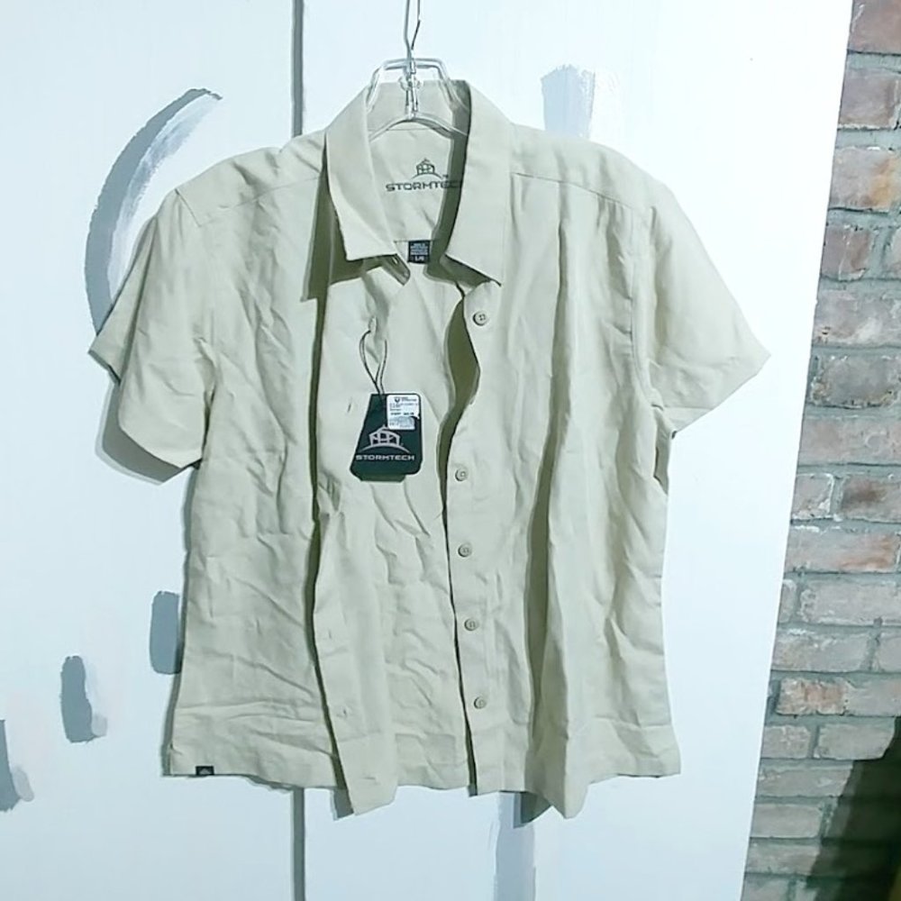 NWT Stormtech tan button down shirt women's L